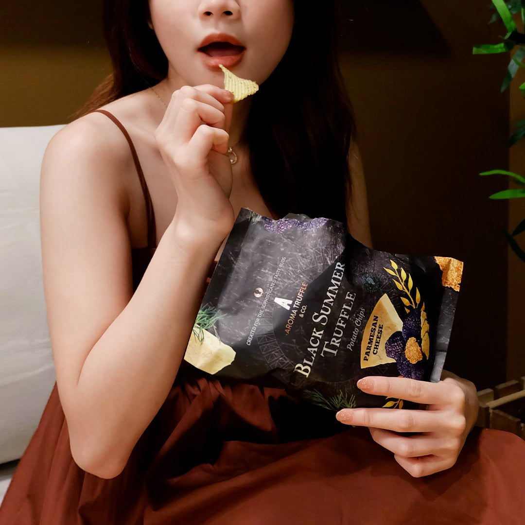 Black Summer Truffle Chips - Parmesan Cheese (45g) - Aroma Truffle